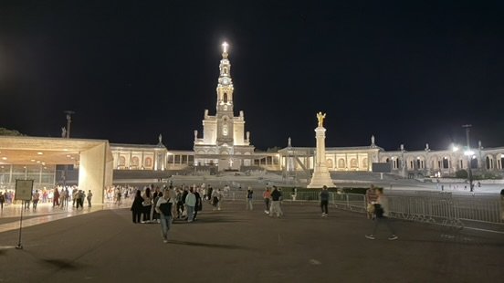 Fatima nocą